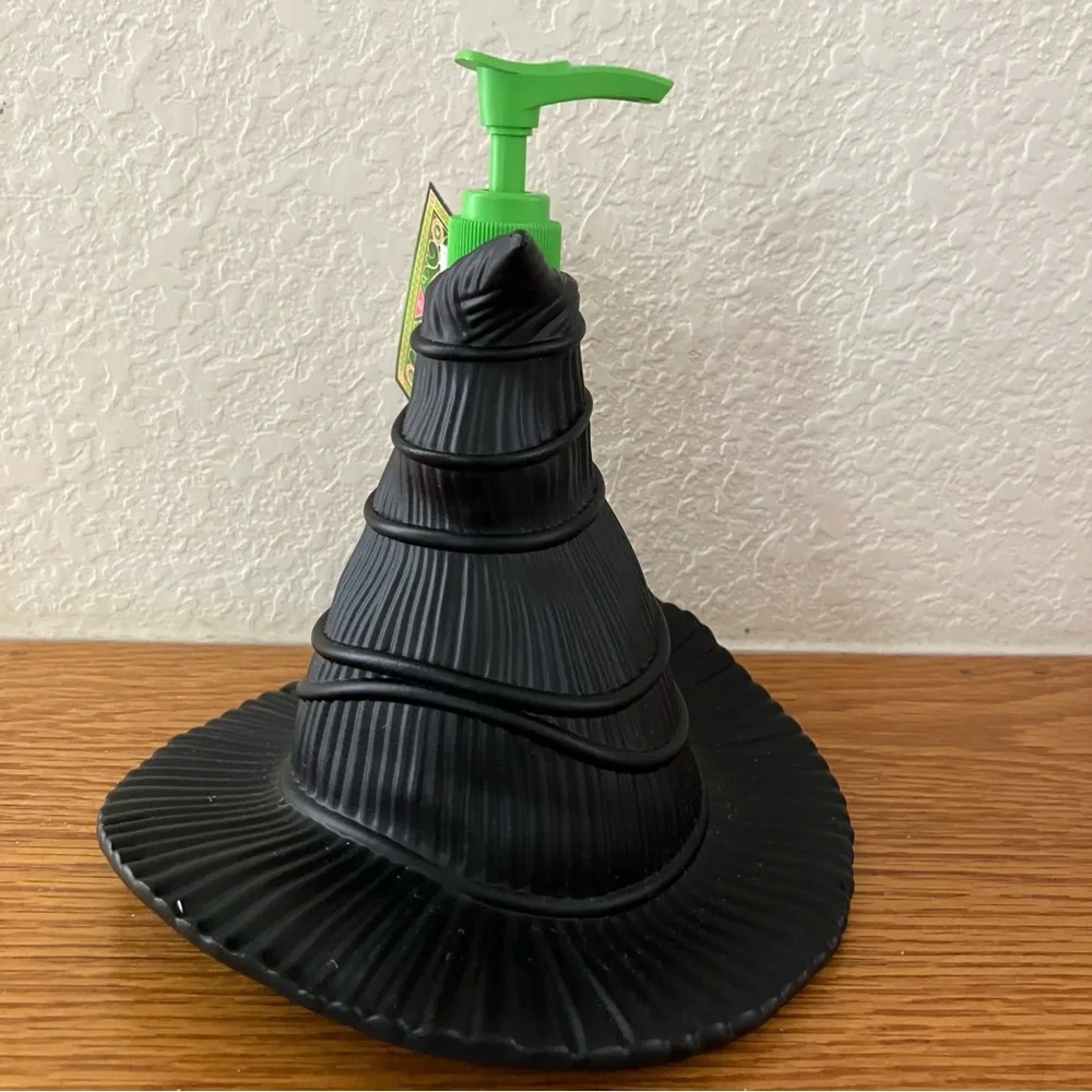 WICKED Elphaba Witch Hat Soap Lotion Pump Dispenser NEW NWT